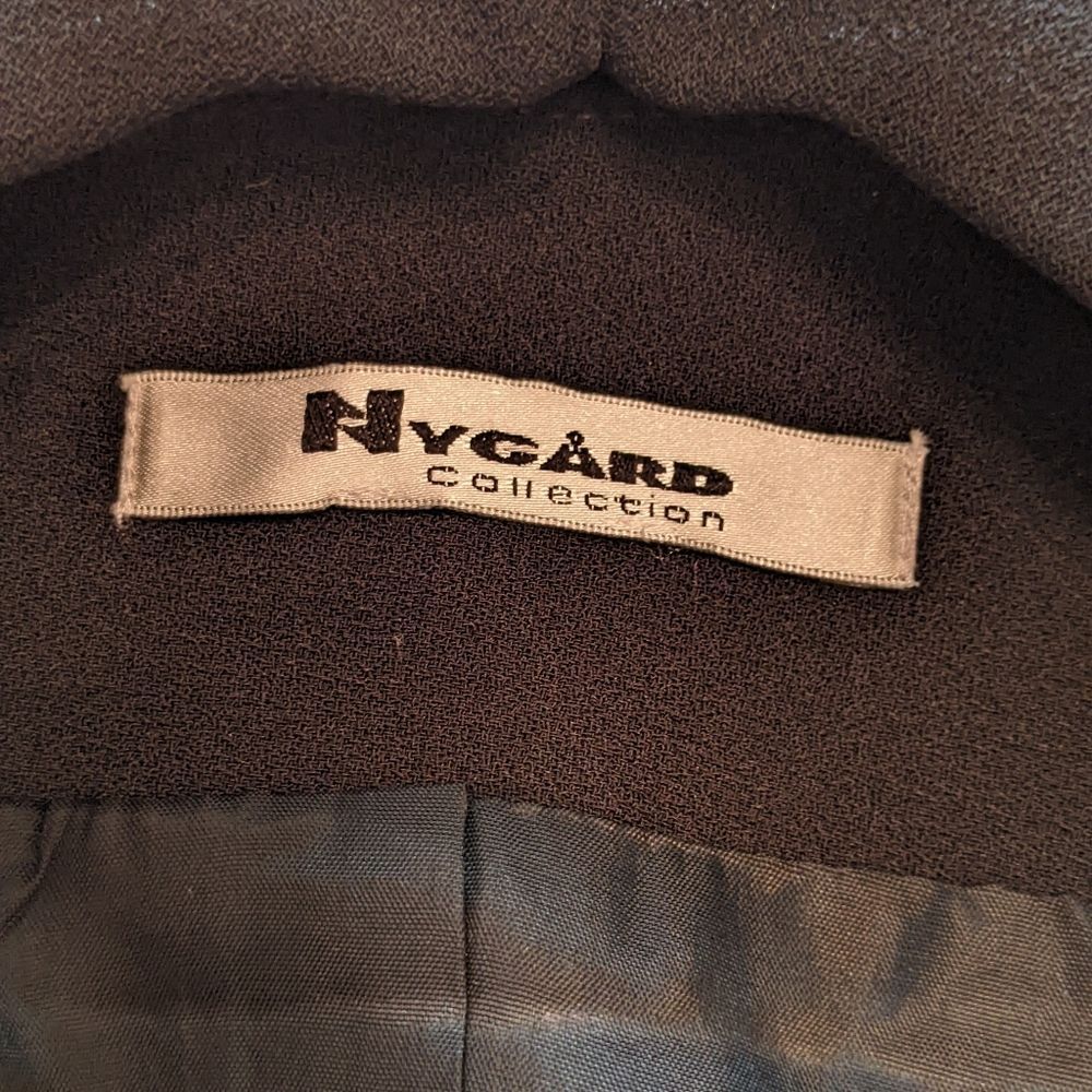 Nygard Blazer Women's Black Suit Jacket Lined Black Feminine Career Classic L - Picture 6 of 8